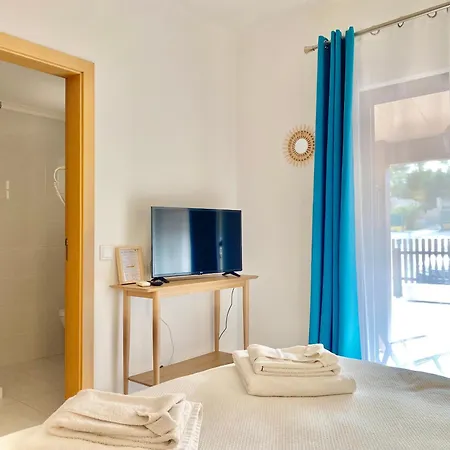 Quinta Andorinhas كارفويرو