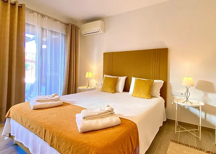 Quinta Andorinhas Homestay szállás *